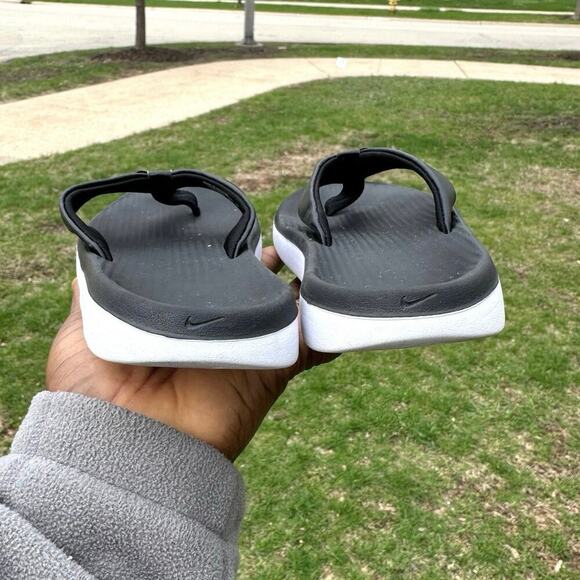 Nike Bella Kai Women’s Flip‎ Flop Sandals Size 6 Black - Picture 10 of 14